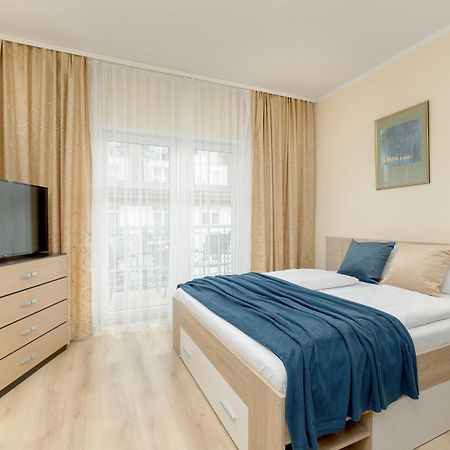 Apartamenty Trzy Korony By Noclegi Renters Свиноуйсьце Экстерьер фото
