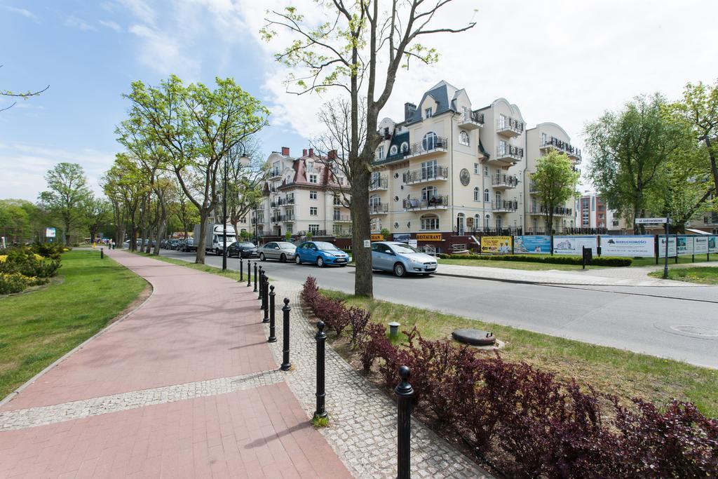Apartamenty Trzy Korony By Noclegi Renters Свиноуйсьце Экстерьер фото