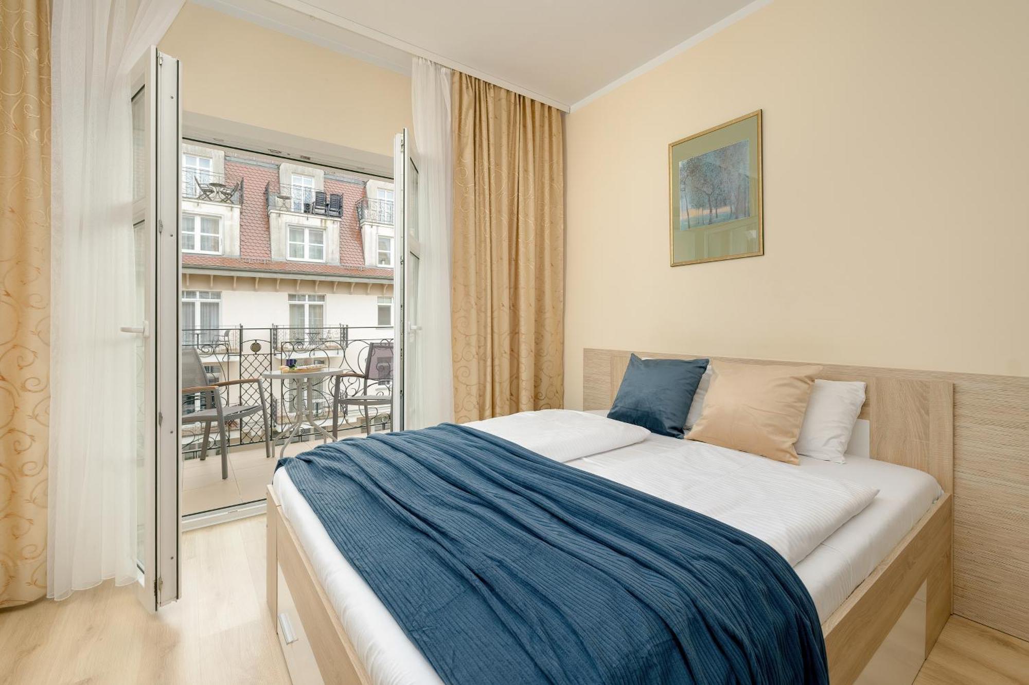 Apartamenty Trzy Korony By Noclegi Renters Свиноуйсьце Экстерьер фото