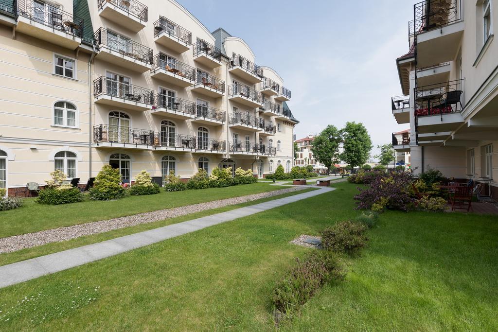 Apartamenty Trzy Korony By Noclegi Renters Свиноуйсьце Экстерьер фото